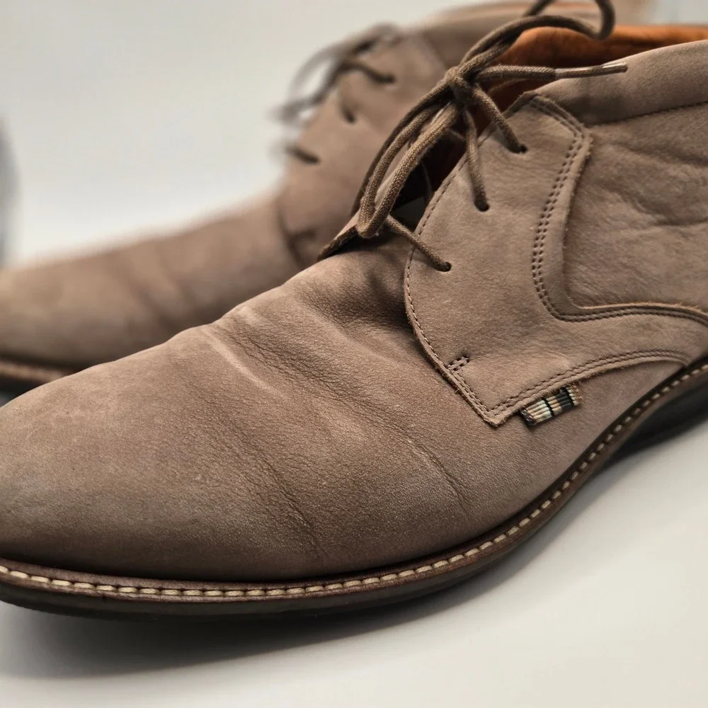 ECCO‎ mens suede chukka boot mens 10-10.5  taupe leather lace up casual